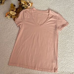 👚4/$10👚 Ladies Pink V-neck Tee, Size S